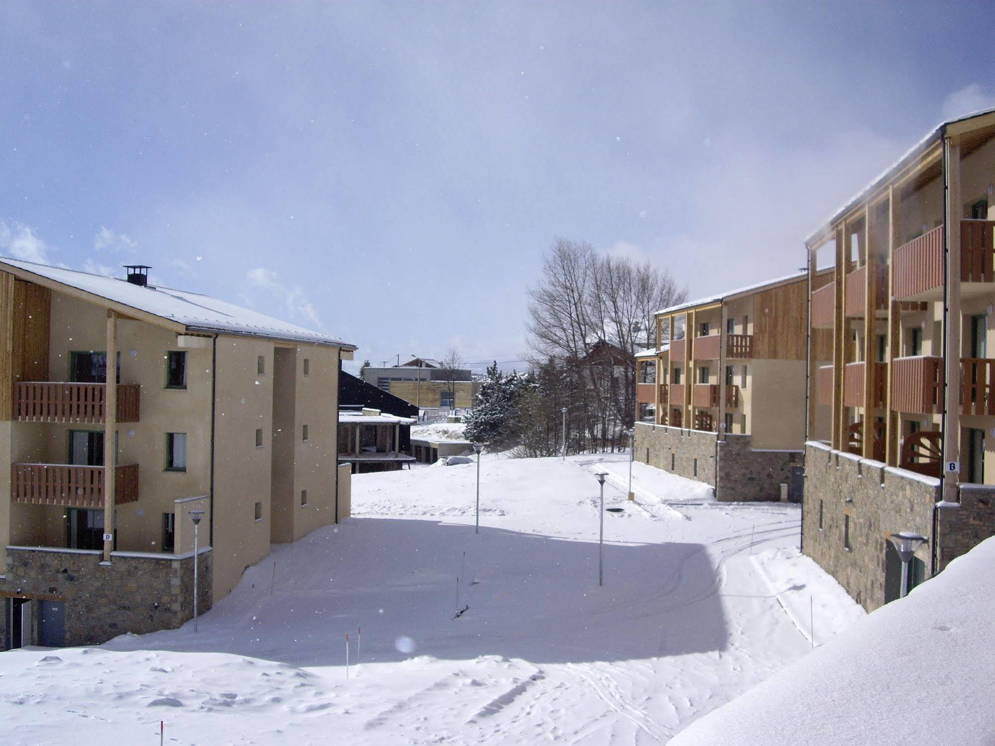 Residence Nemea Les Chalets Du Belvedere Font-Romeu-Odeillo-Via Exterior foto